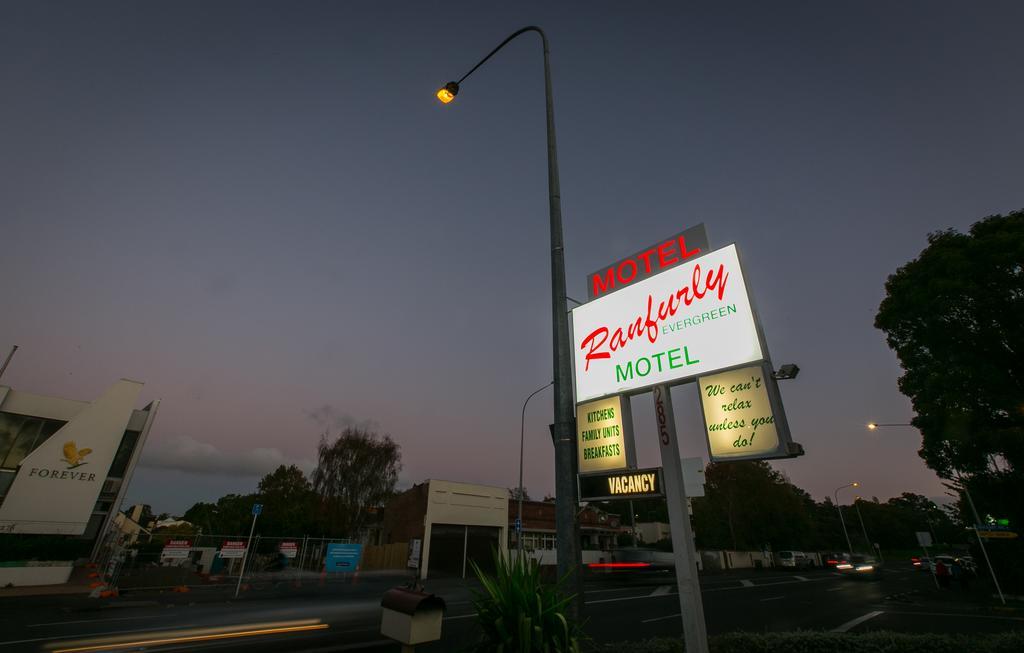 Ranfurly Evergreen Motel Окленд Экстерьер фото